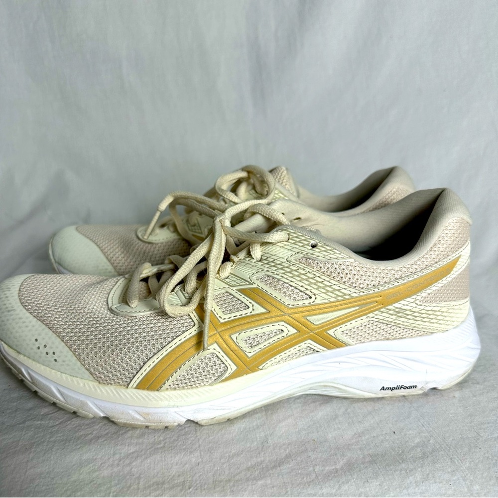 ASICS AmpliFoam Sneakers